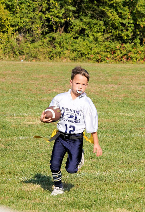 Kansas City Youth Flag Football for Kindergarten, 1st and 2nd Graders ages 5 thru 7 year olds located in the heart Kansas City Missouri via the Missouri Wolverines Youth Football Club